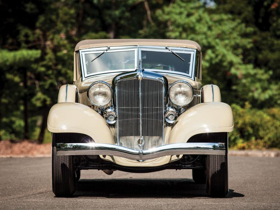  Chrysler Custom Imperial Roadster Convertible by LeBaron 1933 года  (фото 7 из 20)